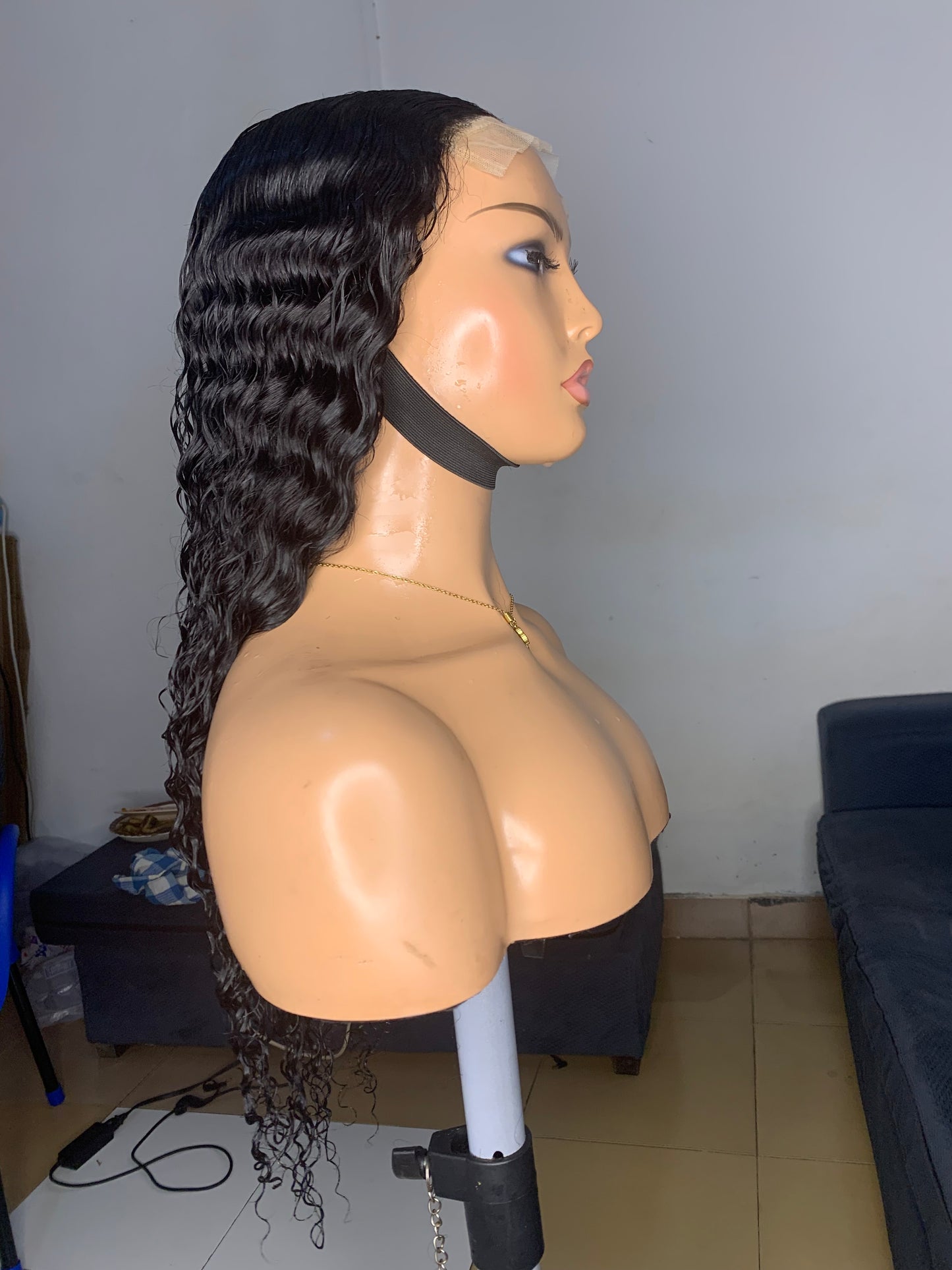 22-Inch Closure Wig – Gorgeous Deep Waves, Natural Look