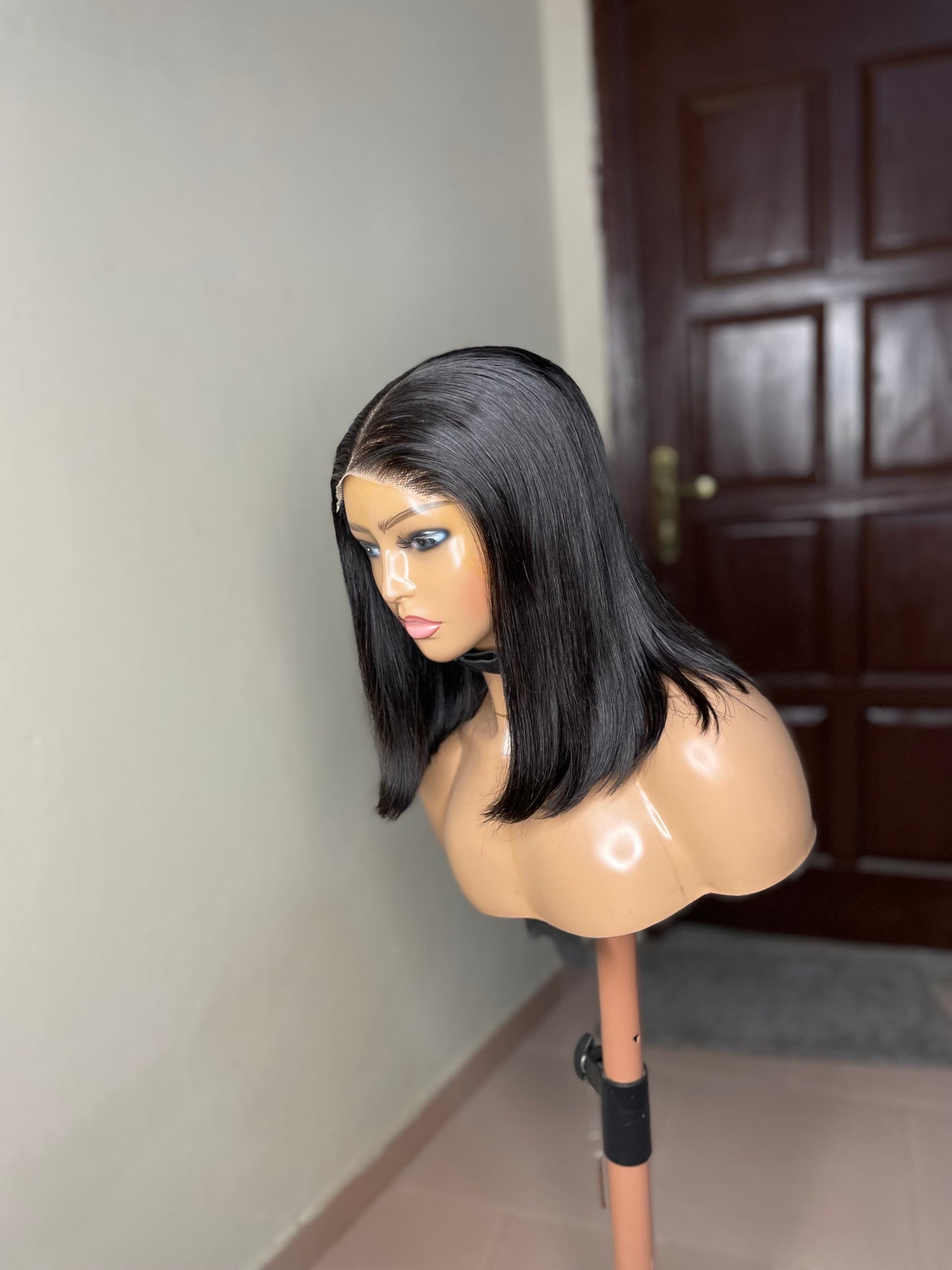 Premium 5x5 Closure Wig – Straight, Soft, Natural-Looking