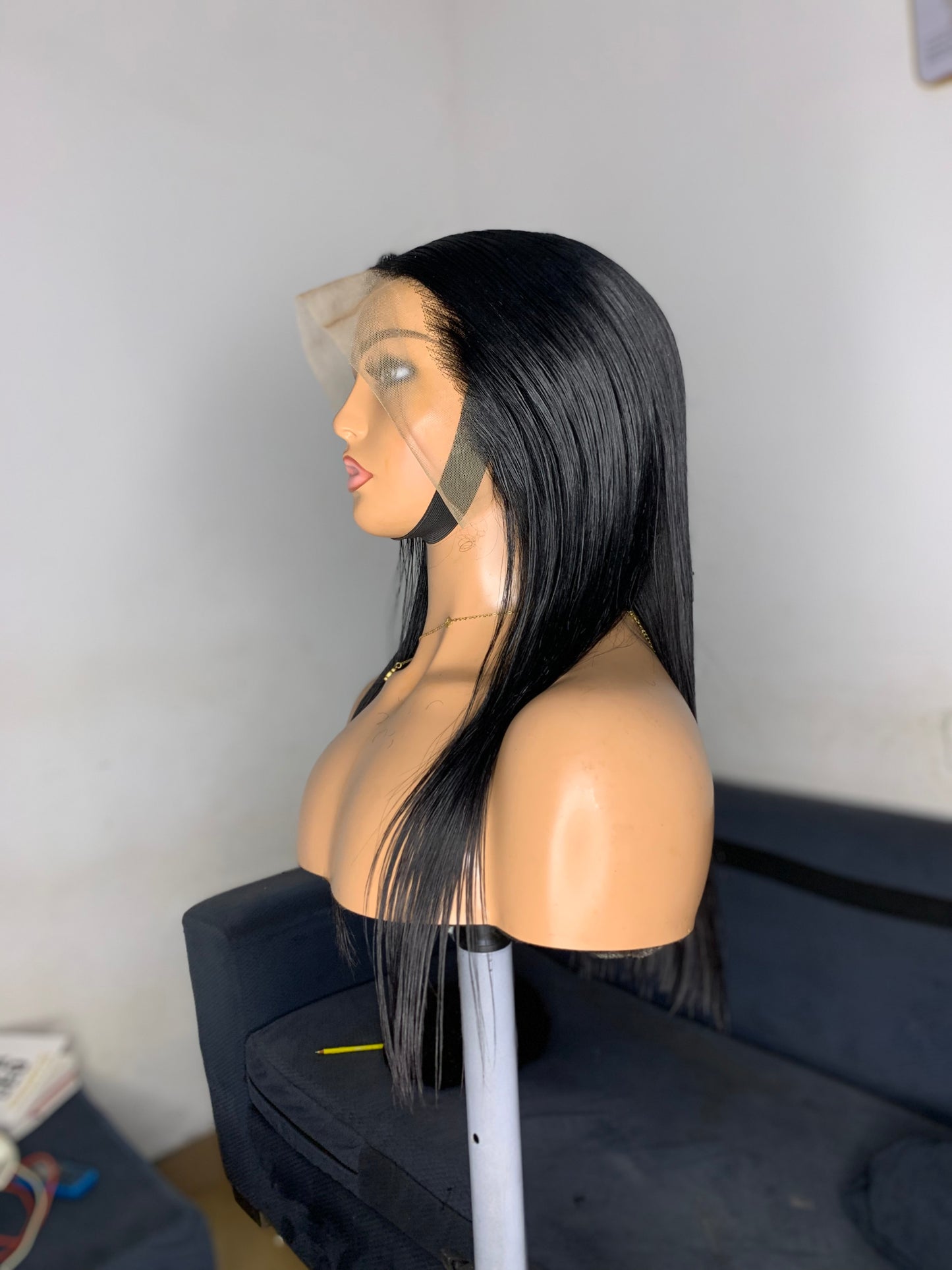 18-Inch Silky Straight Frontal Wig – 100% Human Hair