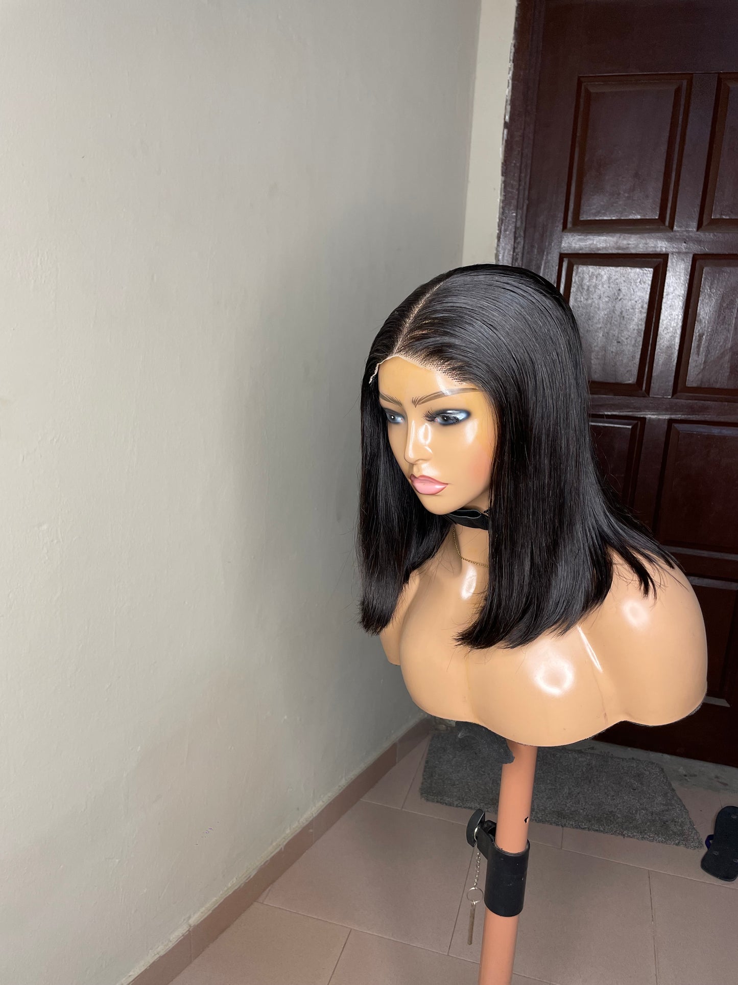 Premium 5x5 Closure Wig – Straight, Soft, Natural-Looking