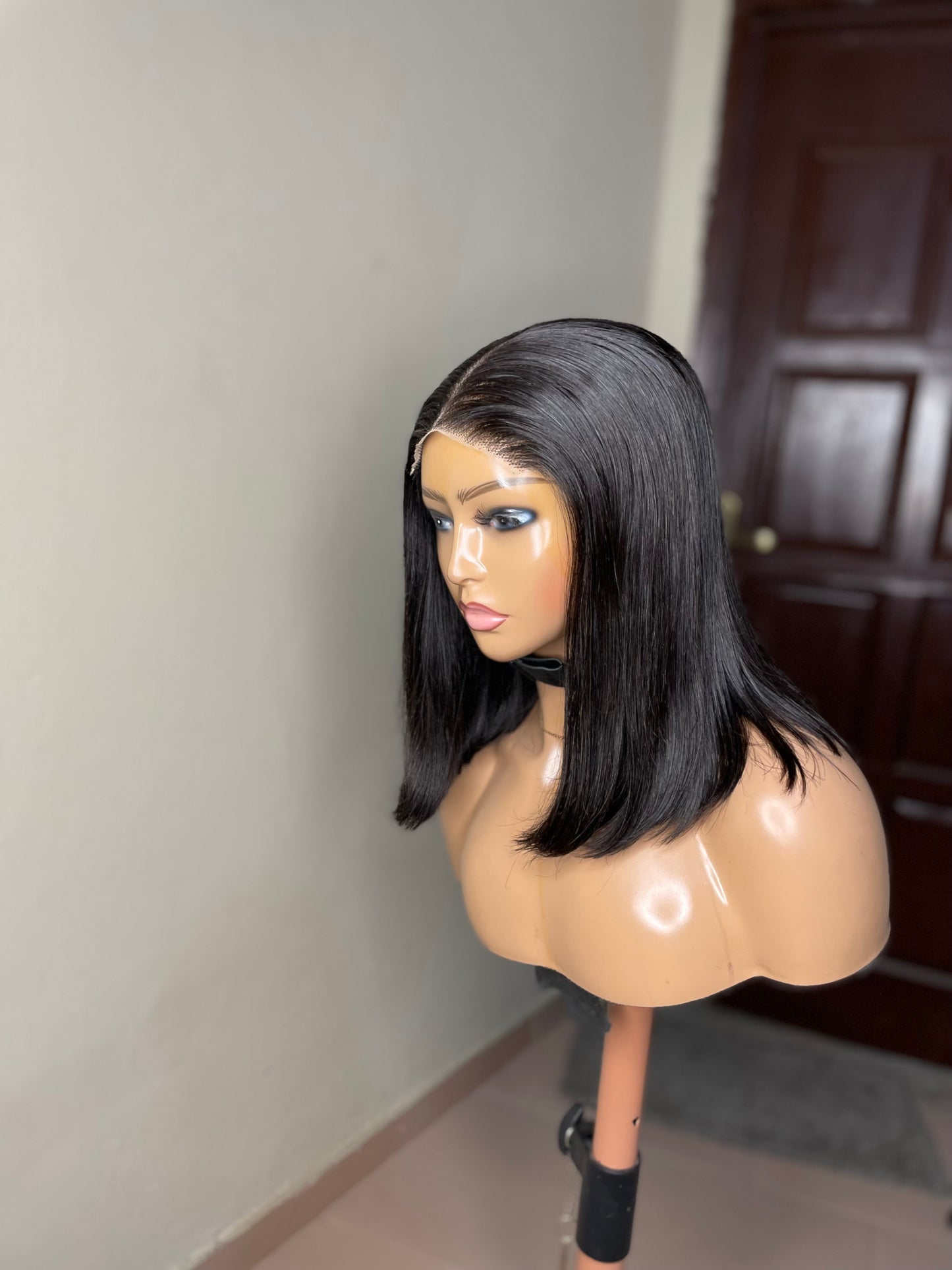 Premium 5x5 Closure Wig – Straight, Soft, Natural-Looking